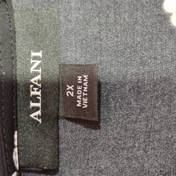 Alfani Floral Patterned - Black, White and Red Top - Picture 10 of 14